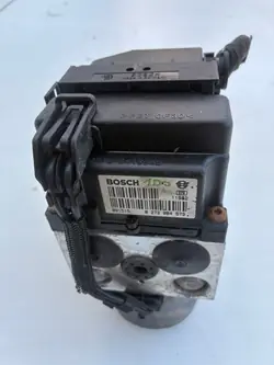 Pompe ABS OEM 0273004573 pour VW Passat B5
