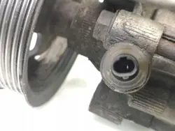 Pompe de direction assistée Toyota OEM U3J15955 - Occasion