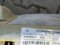 OEM A1676805310 Vorne rechts Teppich für Mercedes GLE
