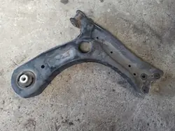 Braccio di controllo anteriore destro VW Polo Ibiza Fabia