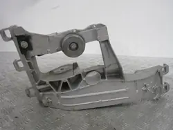Jaguar Versnellingsbaksteun HX73-6A026-DH - Gebruikt OEM-Onderdeel