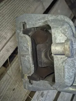 Suporte motor OEM 1k0199262CZ - Peça VW usada