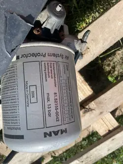 Secador de ar MAN OEM 123 - Estado usado