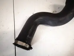 Audi A4 Intercooler-putki 2011 2.0L 8k0145737q