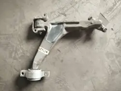 Braço de Suspensão Dianteiro Direito Volvo OEM 32246810