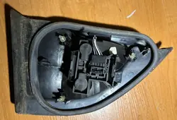 Feu arrière droit RENAULT MEGANE I 7700428053