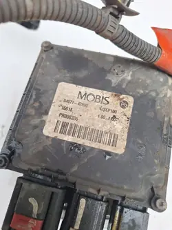 Ohjausvaihde OEM 57700D4100 Kia Optima IV:lle 2015-2020
