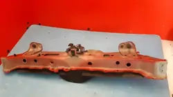 Toyota Yaris II etukonepeltilukko OEM +6262626255