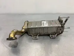 Toyota EGR-jäähdytin OEM FBZ19787 RAV4 XA40:lle