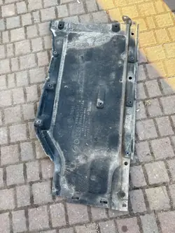 Onderbodenschild Audi A5 F5 Sportback 2018 OEM 8W6825207D