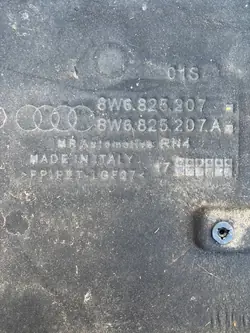 Audi A5 F5 Sportback 2018 underrede skydd OEM 8W6825207D