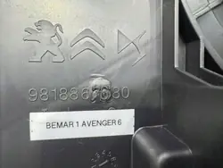 Jeep Avenger reservhjulsinsats OEM 9818867680