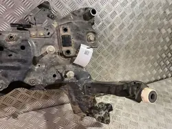UTO32225 Vorderer Hilfsrahmen für Ford Kuga III 2020