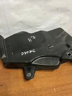 Begagnad Audi D3076 spolarbehållare - Bensin 2018