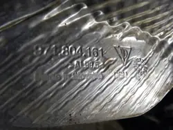 Escudo térmico esquerdo OEM 97180416155 Porsche Panamera