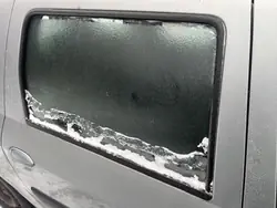 Vitre porte arrière droite Dacia Logan I OEM AK-12-723407