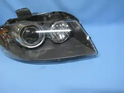 Rechtes Audi A3 8P0 Bi-Xenon Großer Grill