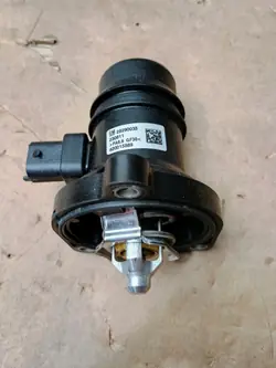 Opel termostaatti OEM 28290033 Adam Corsa D E 1.2