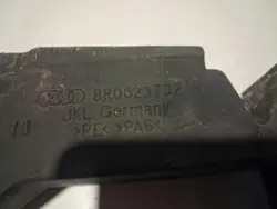 Audi Q5 8R0823732 Höger stänksköldsisolering 2008-2016