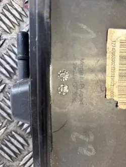 Filtre à charbon d'occasion OEM A1774705300 Mercedes W177