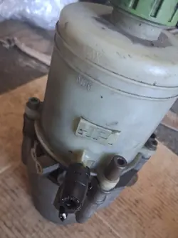 Pompe de direction assistée Volkswagen OE 6Q0423155R