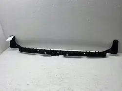 Montaggio paraurti posteriore Tesla Model 3 2023