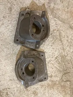 OEM 85551393 Framfjädringsöverdrag Chevrolet Corvette C8