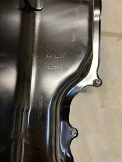 Polttoainesäiliön kiinnitys BMW X3 G01 2020 9425959