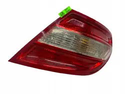 MERCEDES W204 RECHTER ACHTERLAMP A2048200264R