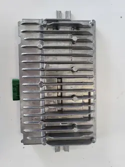 Land Rover Pysäköintimoduuli OEM M8A2-19J509 Käytetty