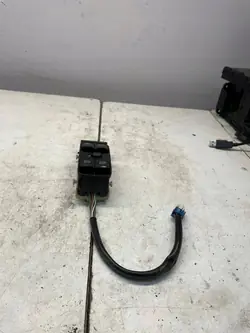 Mercedes-Benz C W203 2003 Schakelaars en Knoppen A2038200110