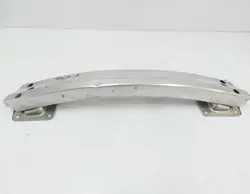 Takapuskuri Vahvistus Tesla Model 3 2017-