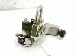 VW T5 Vänster Framdörrs Hängare 7H0831411A