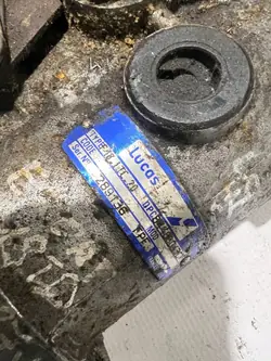 Pompe d'injection carburant OEM 8448b043c - Lucas