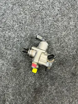 Audi VW Polttoainepumppu 2.0 TFSI