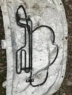 Mercedes Oliekoeler OEM A2044602624 - Gebruikt