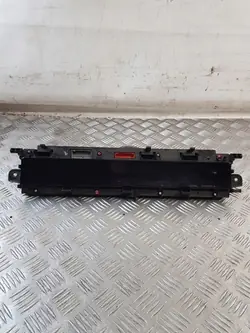 Nopeusmittari P8200365608B Renault Scenic II 1.6 16V