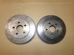 Tambours de frein OEM LOB - Arrière Sebring II/Stratus II