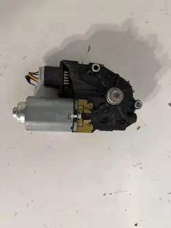 Moteur de toit ouvrant OEM 2226114C pour Kia Sportage V