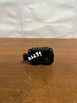 Motor de válvula Mercedes-Benz D2291 Peça OE usado