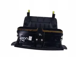 Toyota Avensis T25 2.0 VVTI mittluftgallergrill OEM