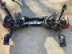 Traversa di sospensione posteriore VW Tiguan I 4x4 5N0505235AH