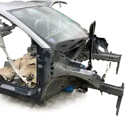 OEM RENAULT CAPTUR II Right Sill Quarter Panel Front