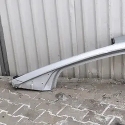 Pilier de toit avant gauche OEM 5LG809421 Skoda Elroq