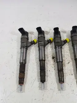 Injecteur 0445110375 MASTER III MOVANO B 2.3DCI