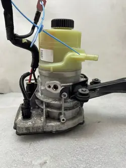 Pompe de direction assistée Renault OE OEM 491108485R