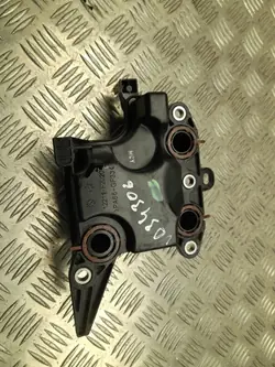 Öljyerin Toyota C-HR 2020 OEM 12211F2020