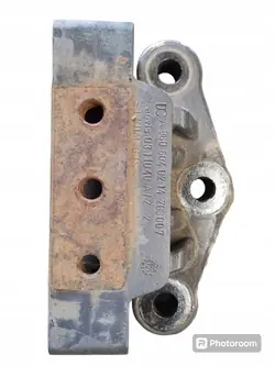 Cojín de Montaje Radiador OEM 9605040214 Actros