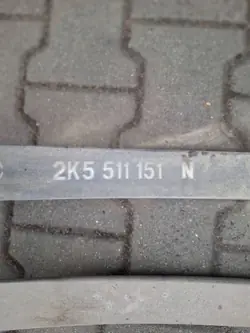 Bakfjädring OEM 2K5511151N för Volkswagen Caddy