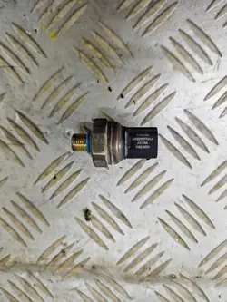 Pieza Ford OE 8W839F972AA de segunda mano